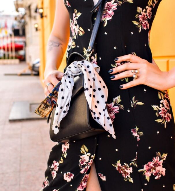 Dlaczego sukienka kopertowa jest idealna dla każdej sylwetki?