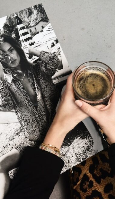 Sklep internetowy z odzieżą damską – elegancja i jakość w ofercie Anataka.pl